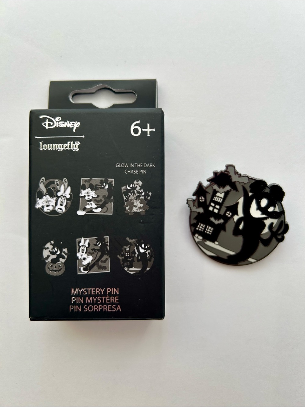 Loungefly Mickey & Minnie Ghost Mystery Box Pin